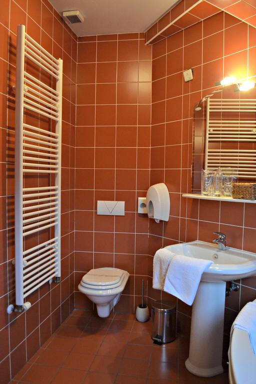 Hotel Istra Вараждин Экстерьер фото